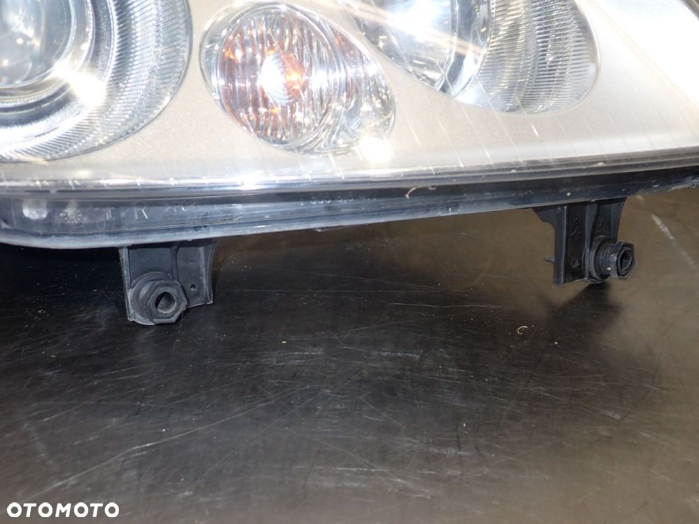 LAMPA PRAWA PRZEDNIA VOLKSWAGEN TOURAN I 1.6 1T0941040F - 3