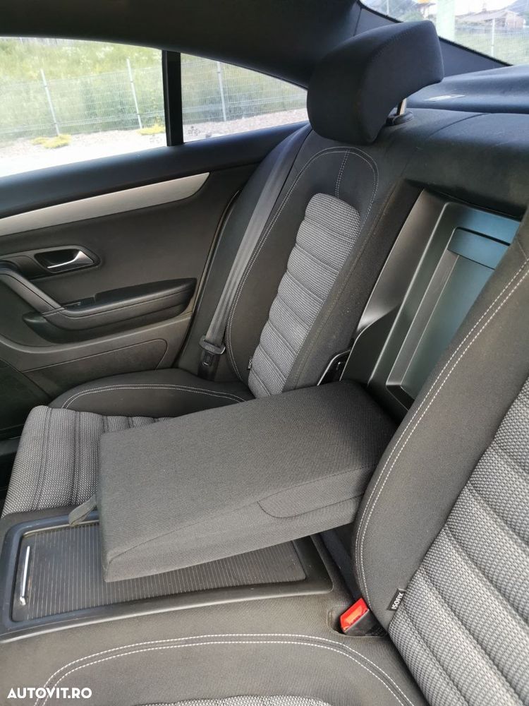 Volkswagen Passat CC - 20
