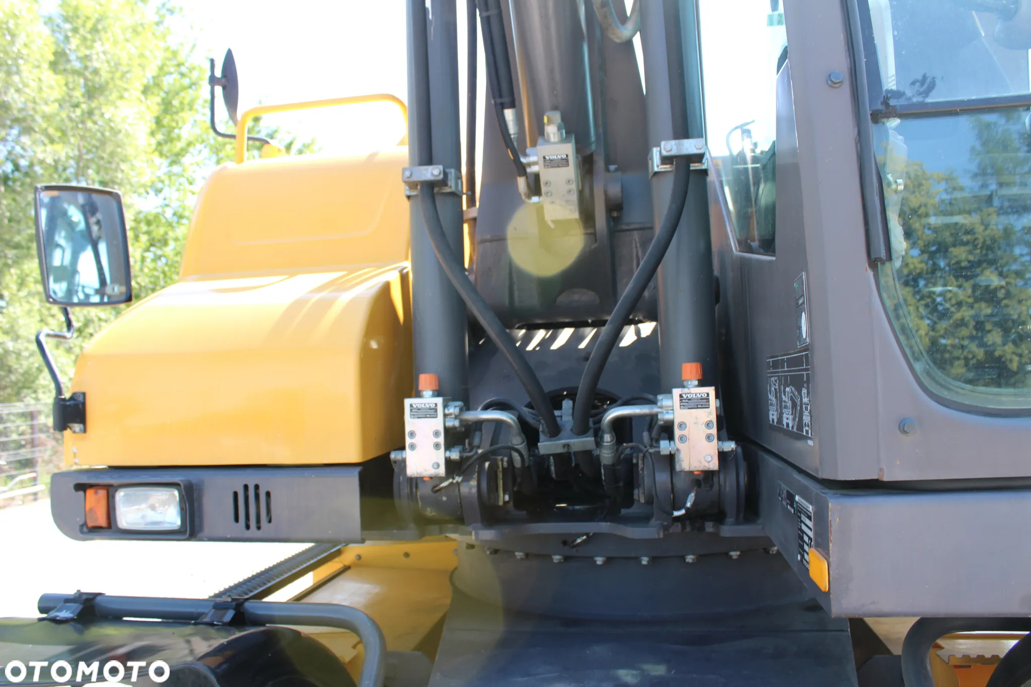 Volvo Ew140D Rototilt Szczypce Sprowadzona - 12
