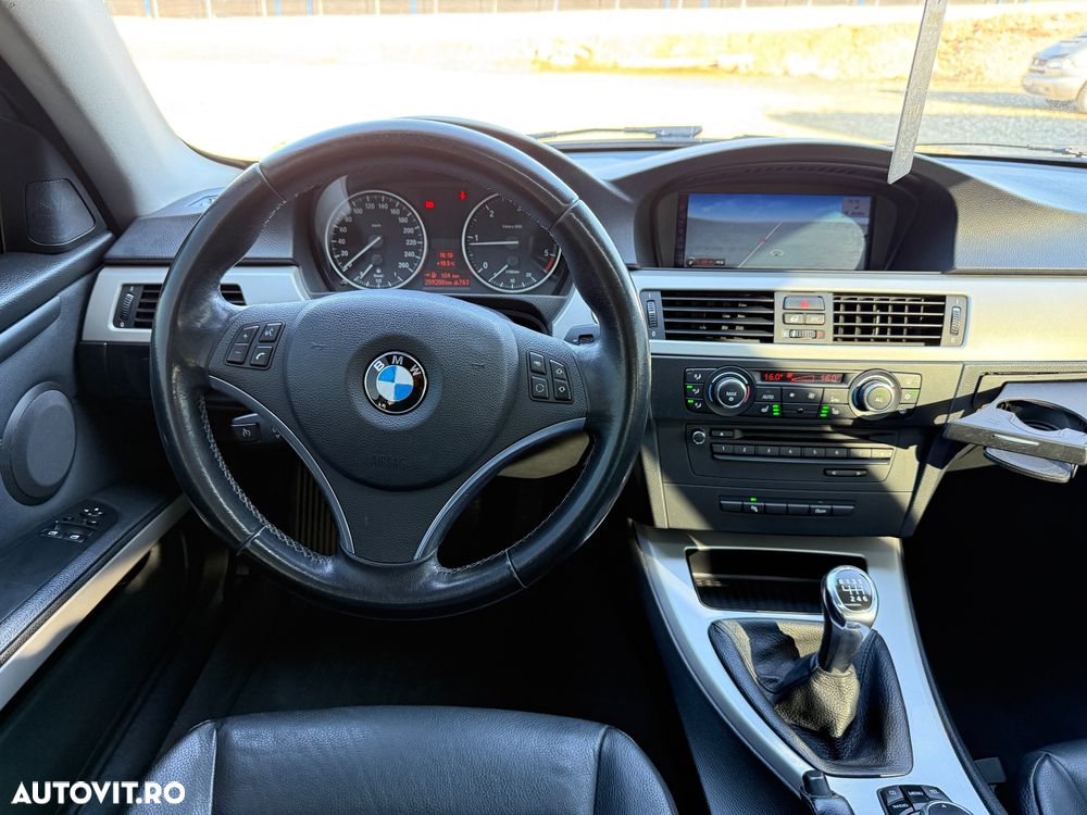 BMW Seria 3 320d Edition Exclusive - 10
