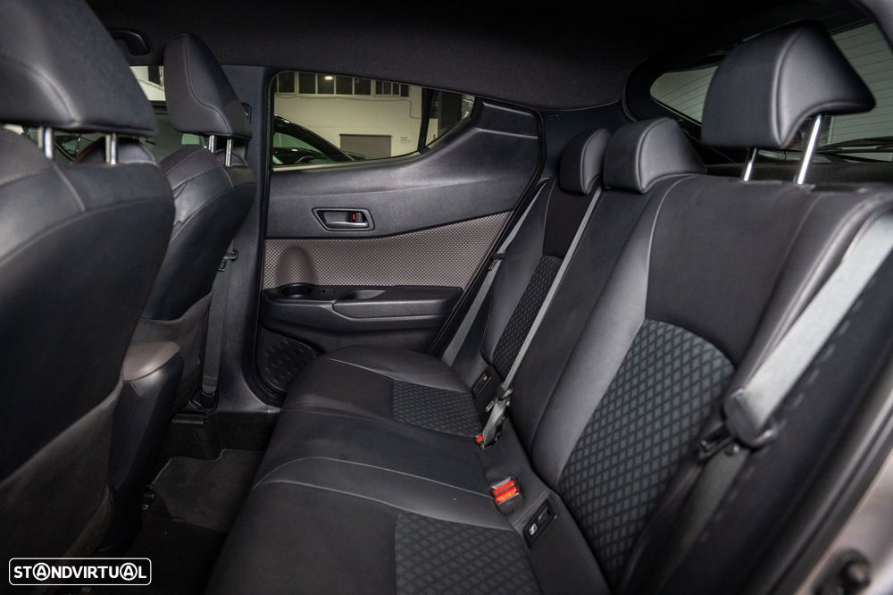 Toyota C-HR 2.0 Hybrid Exclusive+P.Luxury - 25