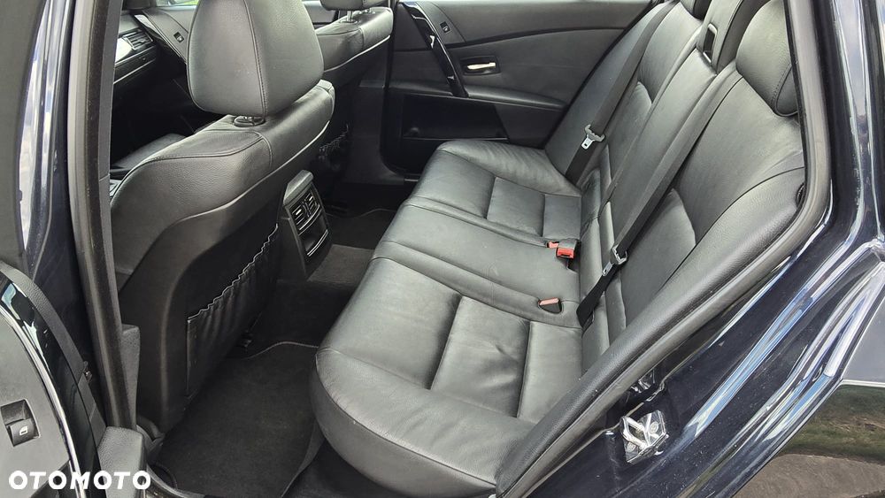 BMW Seria 5 535d - 19