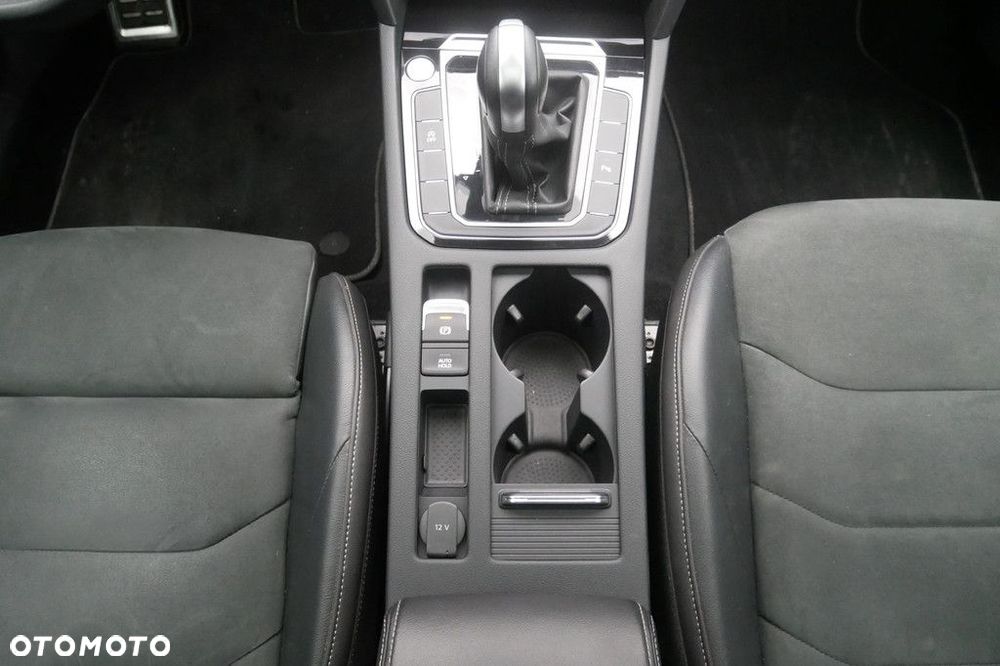 Volkswagen Arteon 2.0 TSI R-Line DSG - 11