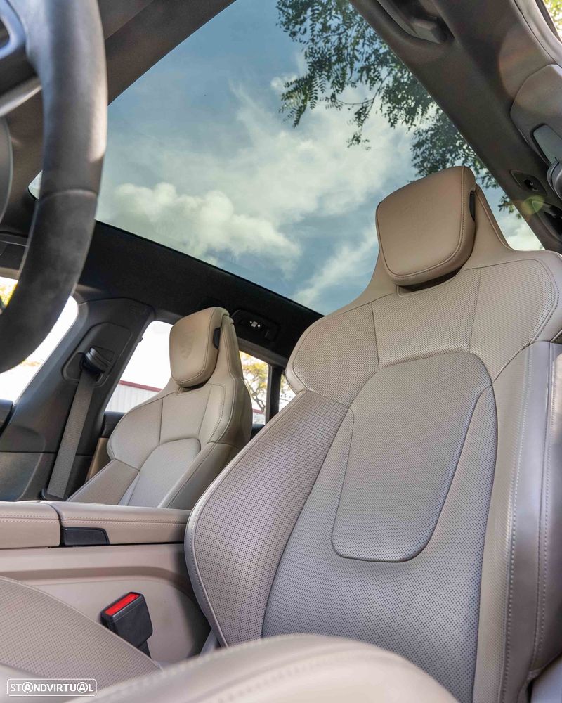 Porsche Taycan Cross Turismo 4S Sport bateria Performance Plus - 16