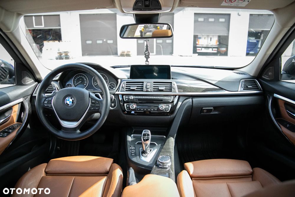 BMW Seria 3 320d Luxury Line - 13