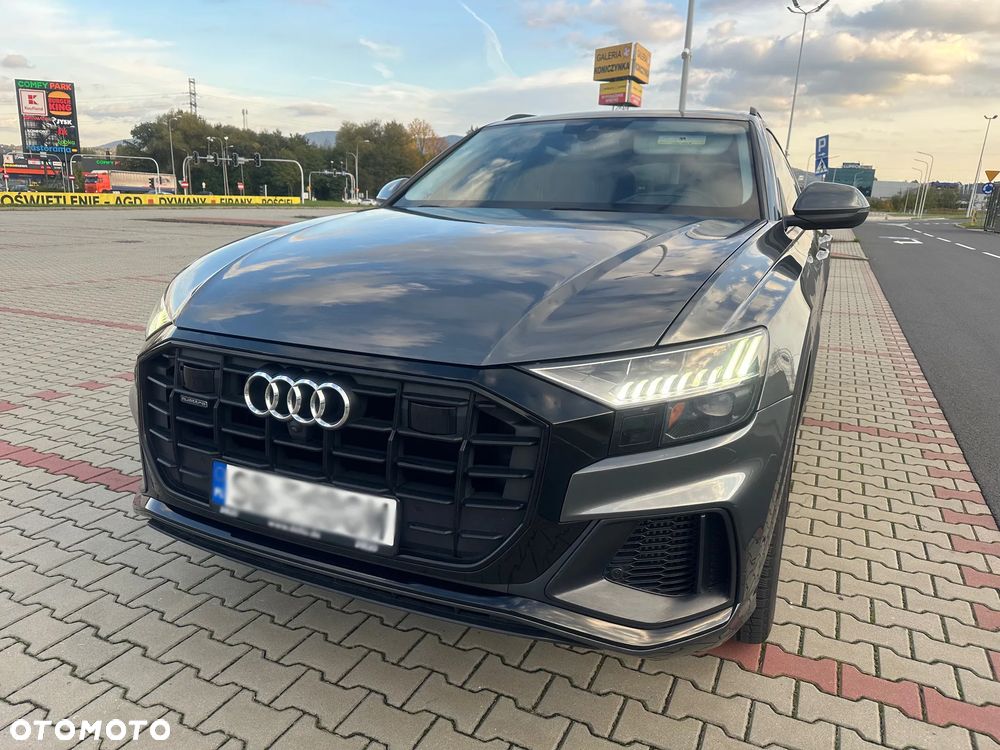 Audi Q8 - 11