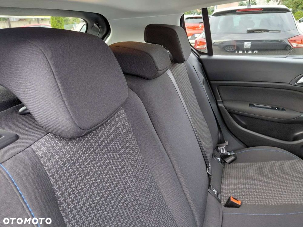 Peugeot 308 - 19