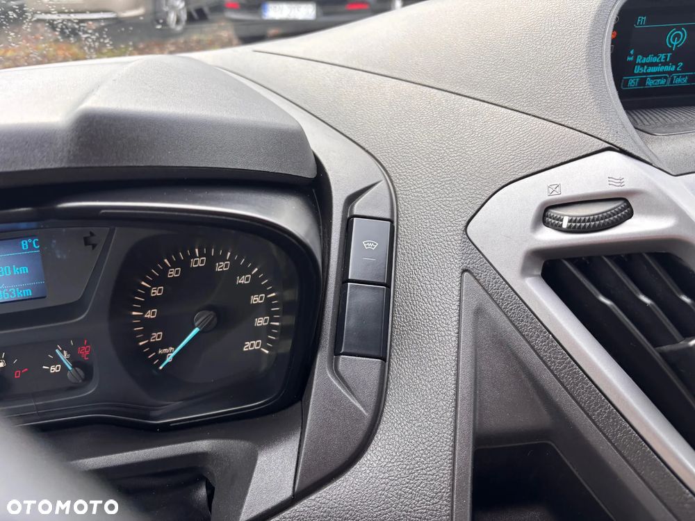 Ford TRANSIT CUSTOM - 28