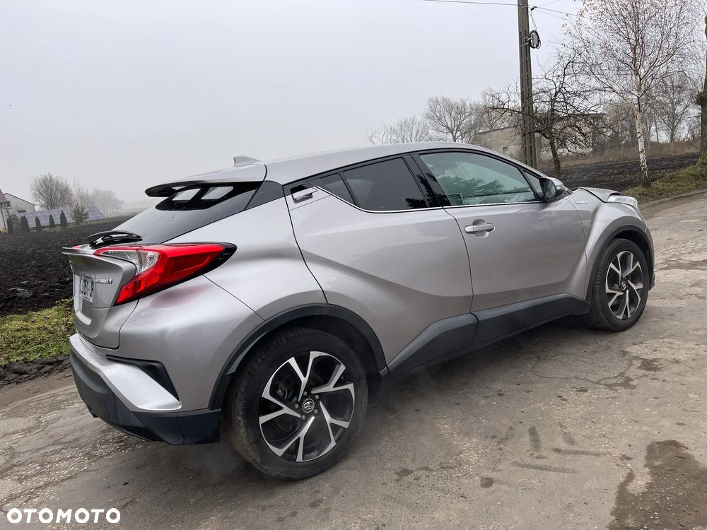 Toyota C-HR 1.8 Hybrid Prestige - 32