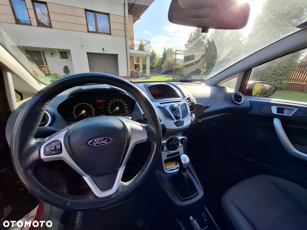 Ford Fiesta 1.25 Gold X EU5 - 24