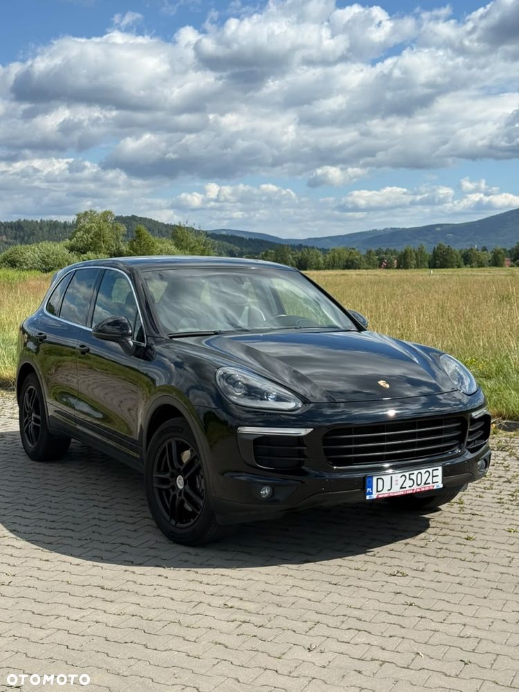 Porsche Cayenne Standard - 1