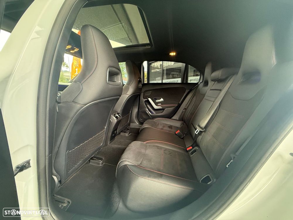 Mercedes-Benz A 250 e AMG Line - 37