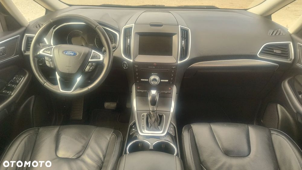 Ford S-Max 2.0 TDCi Titanium PowerShift - 12