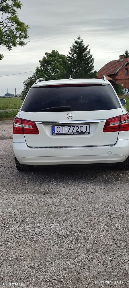 Mercedes-Benz Klasa E 220 CDI DPF BlueEFFICIENCY Automatik Avantgarde - 9