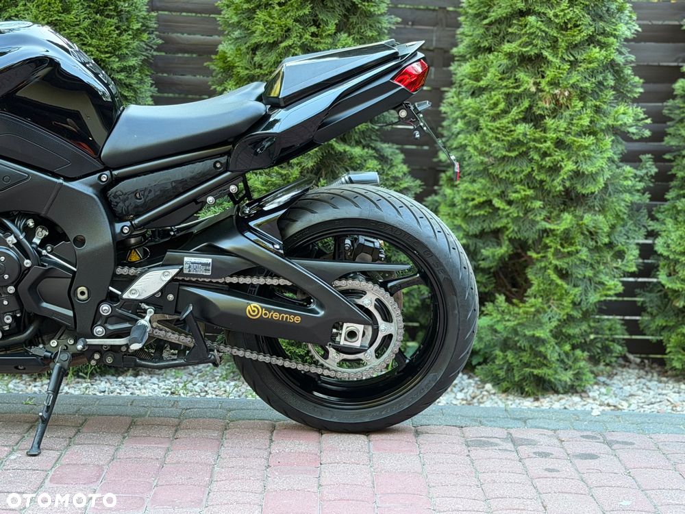 Yamaha FZ8 - 20
