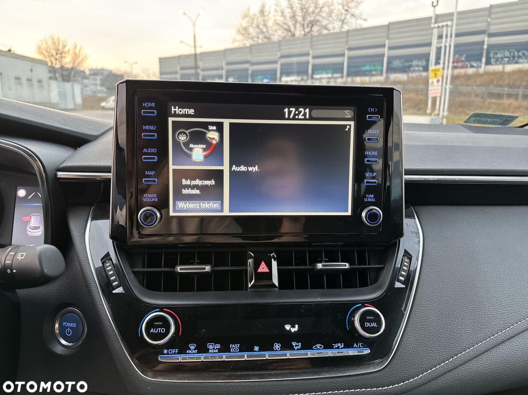 Toyota Corolla - 18