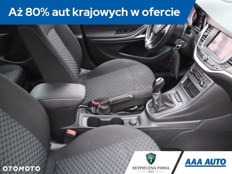 Opel Astra - 11
