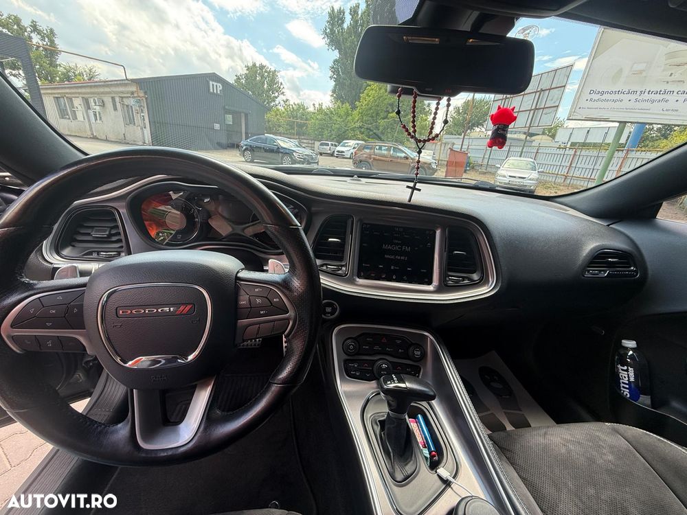 Dodge Challenger Automatik SXT Plus - 12