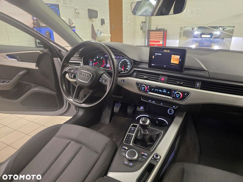 Audi A4 Avant 2.0 TDI DPF Attraction - 7