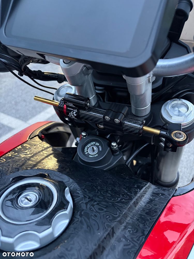 Ducati Hypermotard - 4