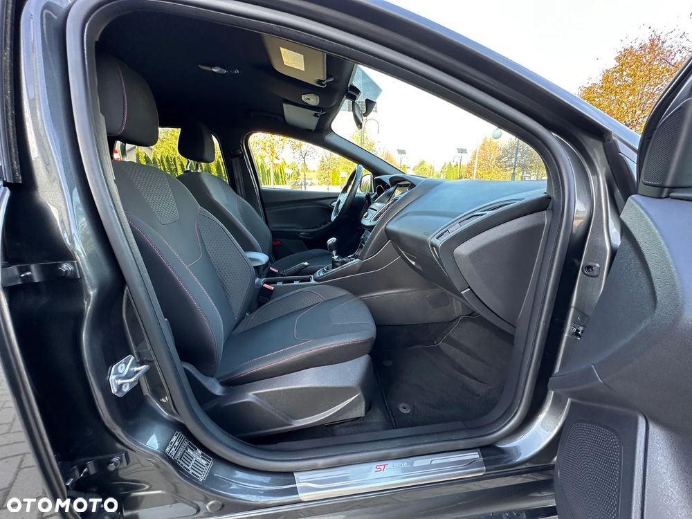 Ford Focus 1.5 TDCi DPF Start-Stopp-System Titanium - 23