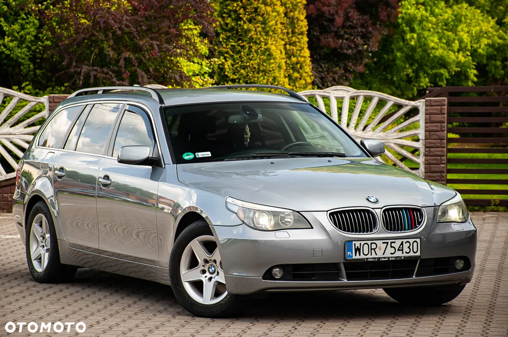 BMW Seria 5 525i Touring - 2