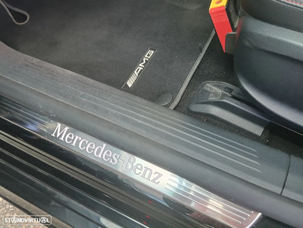 Mercedes-Benz CLA 180 d Shooting Brake AMG Line Aut. - 30