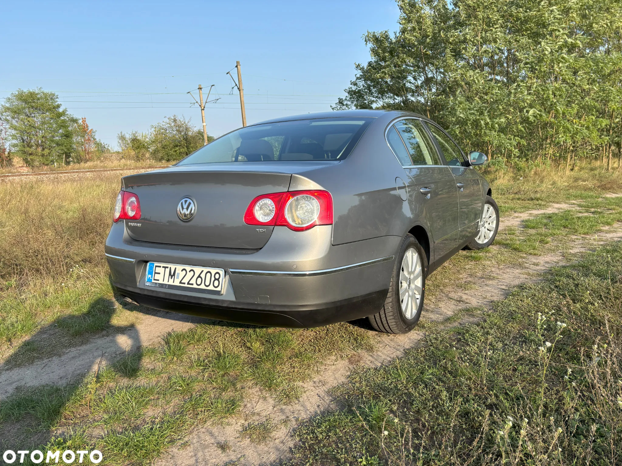 Volkswagen Passat 1.9 TDI Trendline - 16