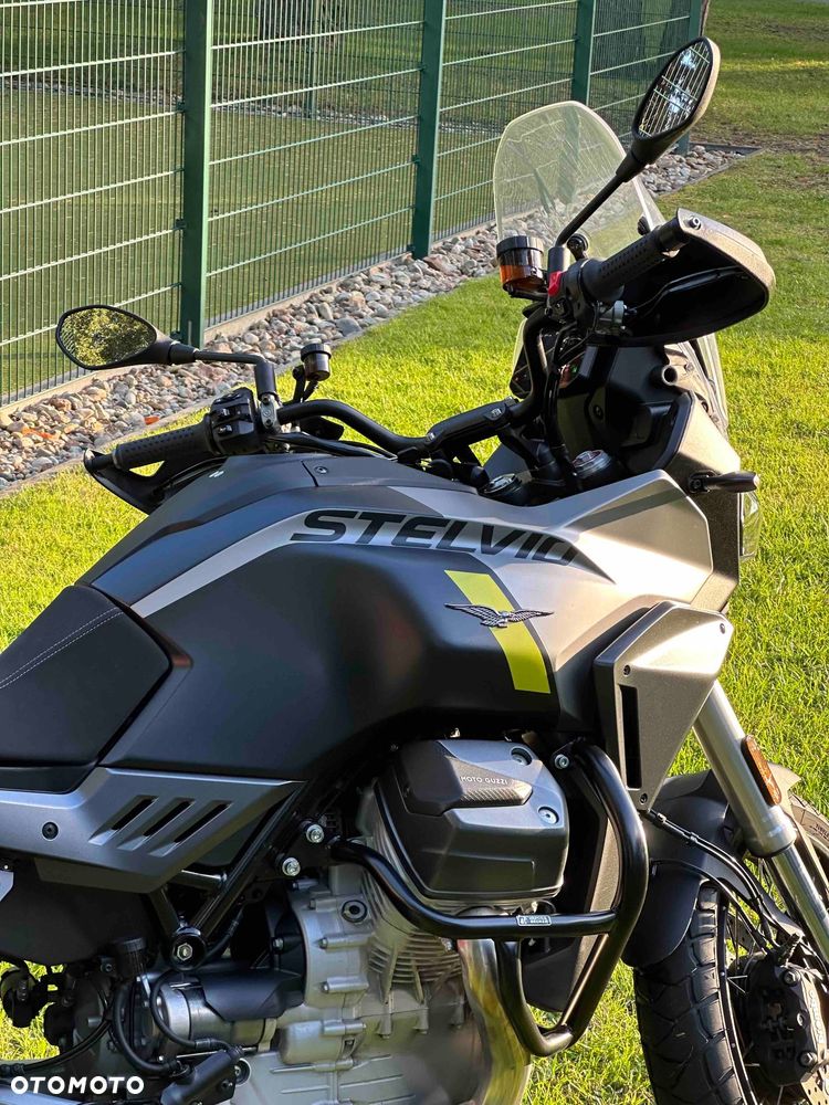 Moto Guzzi Stelvio - 24