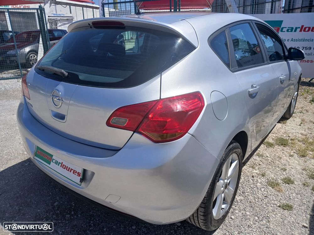 Opel Astra 1.4 Enjoy - 9