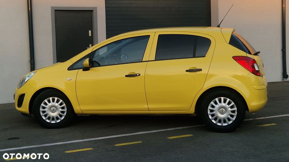 Opel Corsa 1.2 16V Color Edition - 11