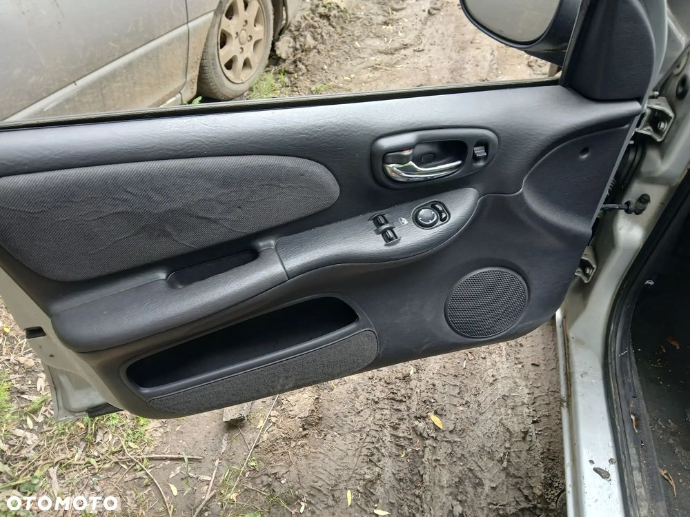chrysler neon fotel fotele kanapa deska kokpit podsufitka boczek boczki klamka podłokietnik licznik - 3