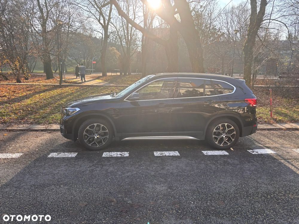BMW X1 sDrive18i xLine - 12