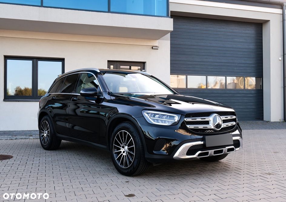 Mercedes-Benz GLC 200 4-Matic - 4