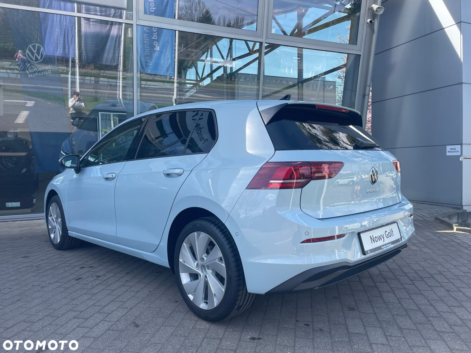 Volkswagen Golf - 6