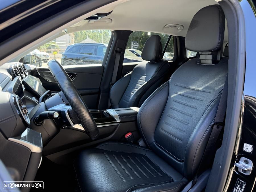 Mercedes-Benz GLC 300 e 4Matic 9G-TRONIC Edition AMG Line - 12