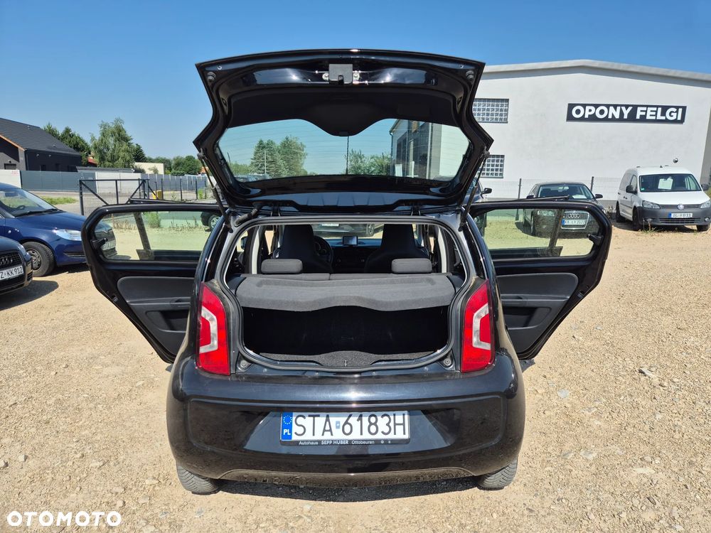Volkswagen up! black - 10