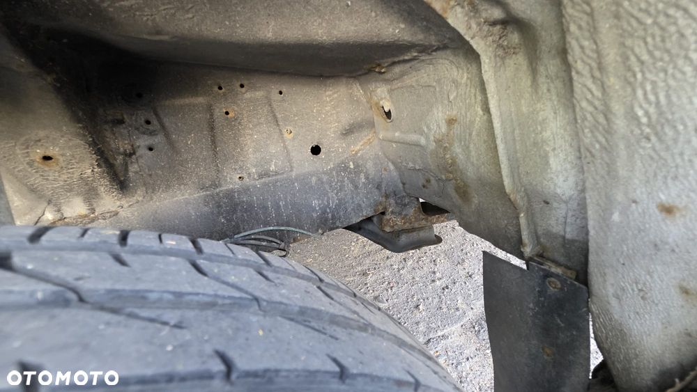 Mercedes-Benz Sprinter - 21