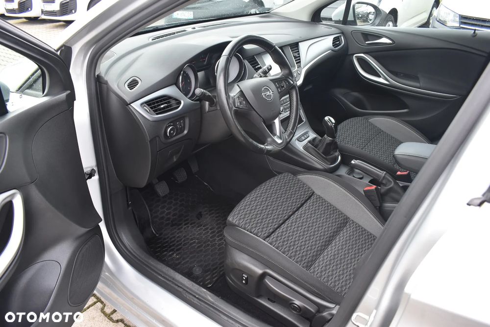 Opel Astra V 1.5 CDTI Edition S&S - 9