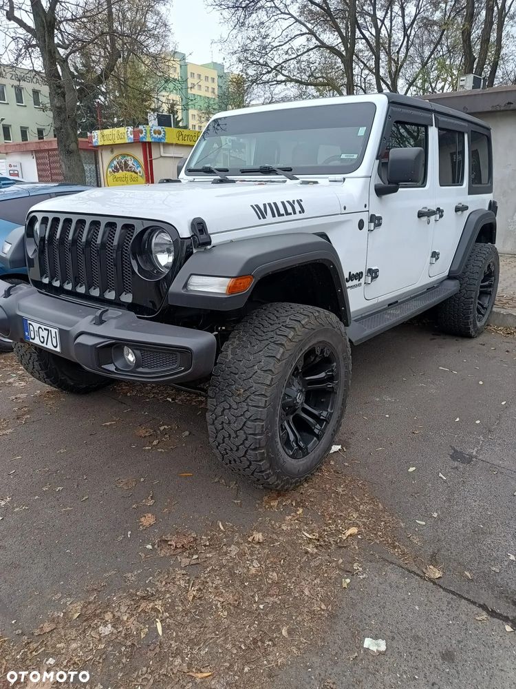 Jeep Wrangler - 1