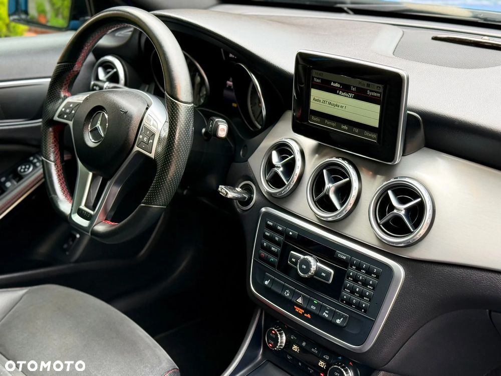 Mercedes-Benz GLA - 22