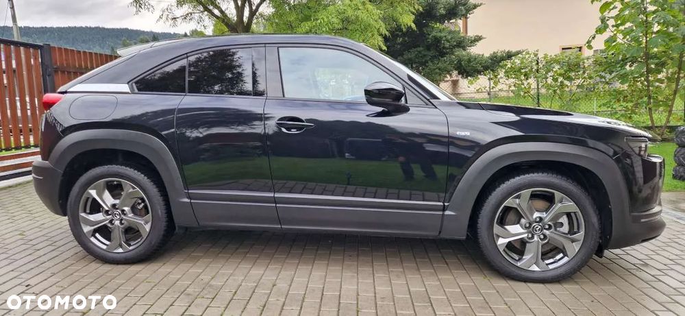 Mazda MX-30 e-SKYACTIV - 4
