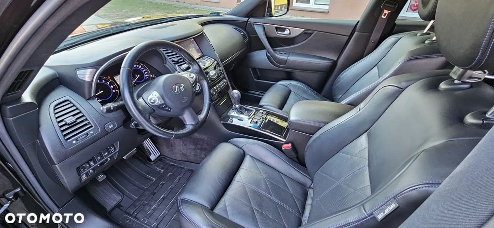 Infiniti QX70 3.7 S Premium - 9