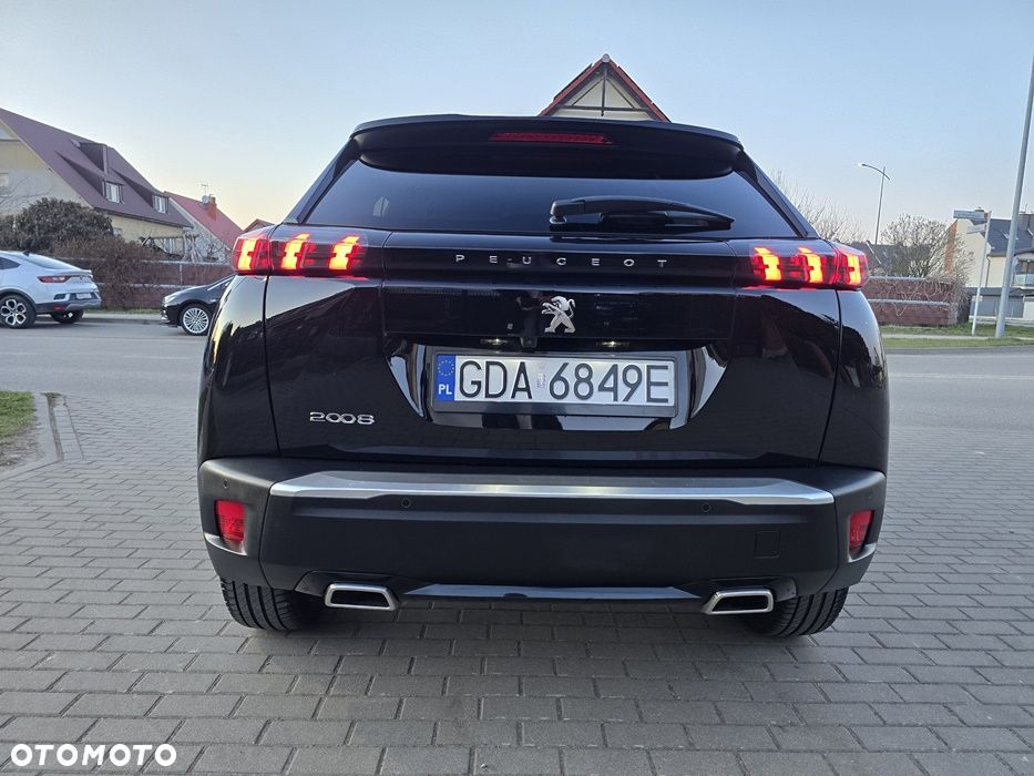 Peugeot 2008 - 4