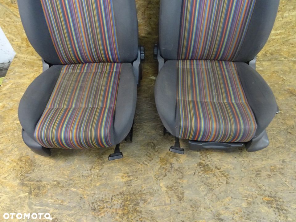 FOTEL FOTELE KANAPA VW FOX HB 3D NR322 - 3