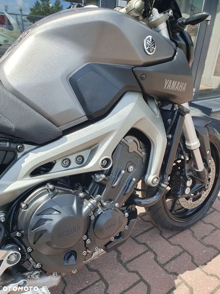 Yamaha MT - 14