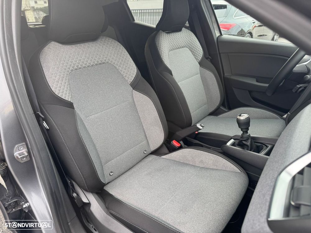 Renault Clio 1.0 TCe Evolution - 16