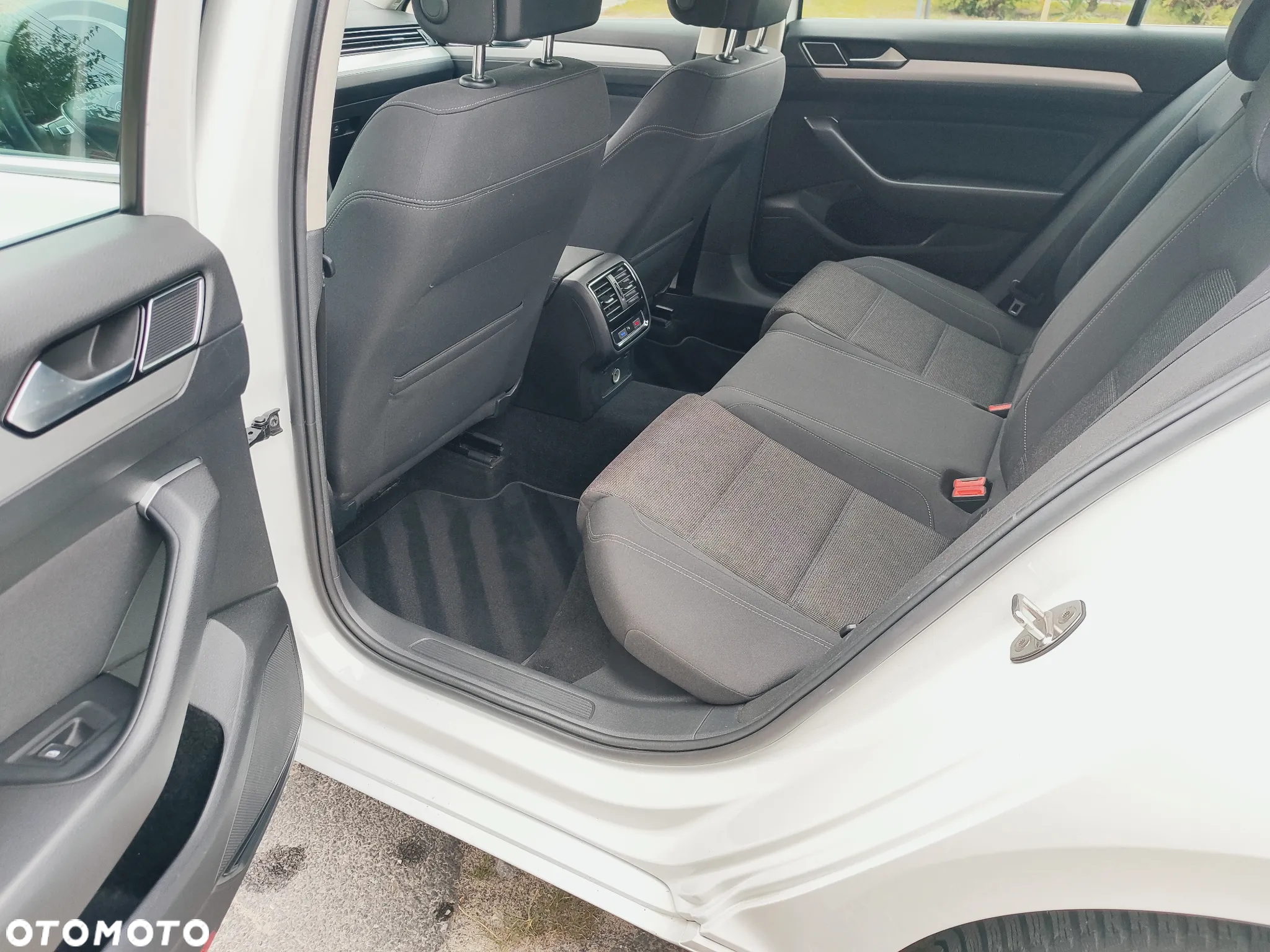 Volkswagen Passat 2.0 TDI BMT Comfortline DSG7 - 21