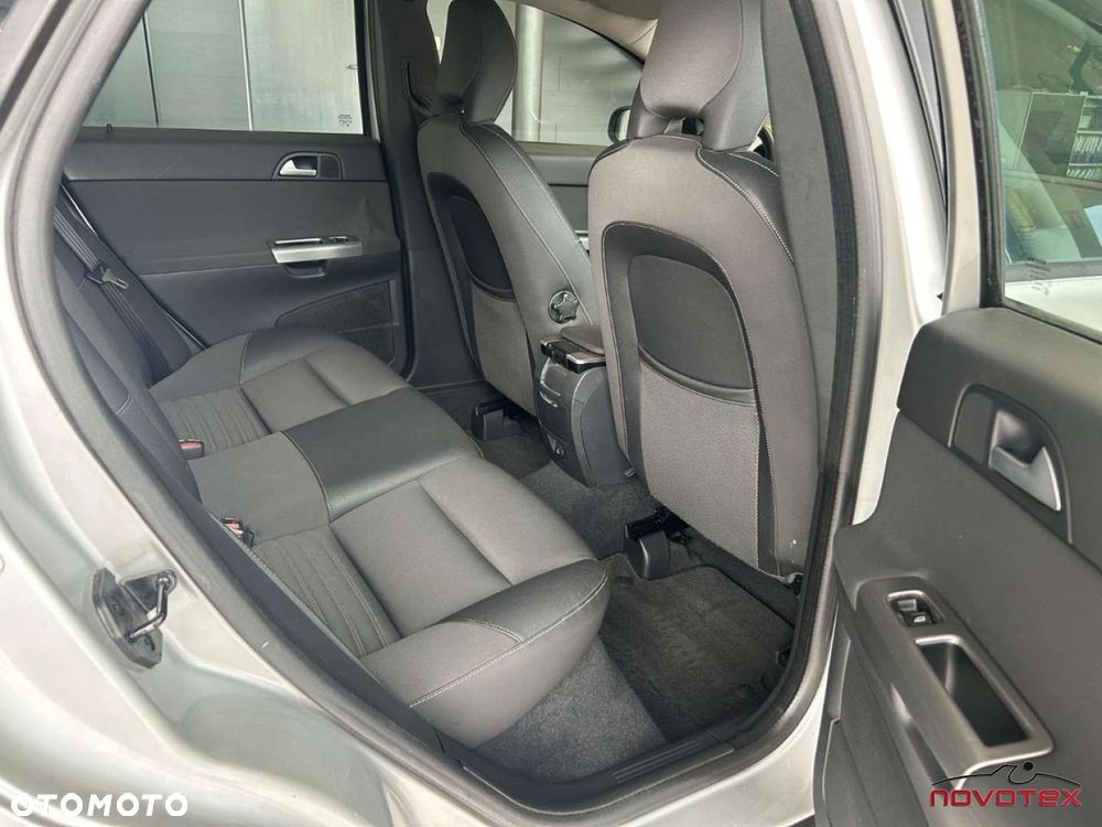 Volvo S40 1.6D Momentum - 16