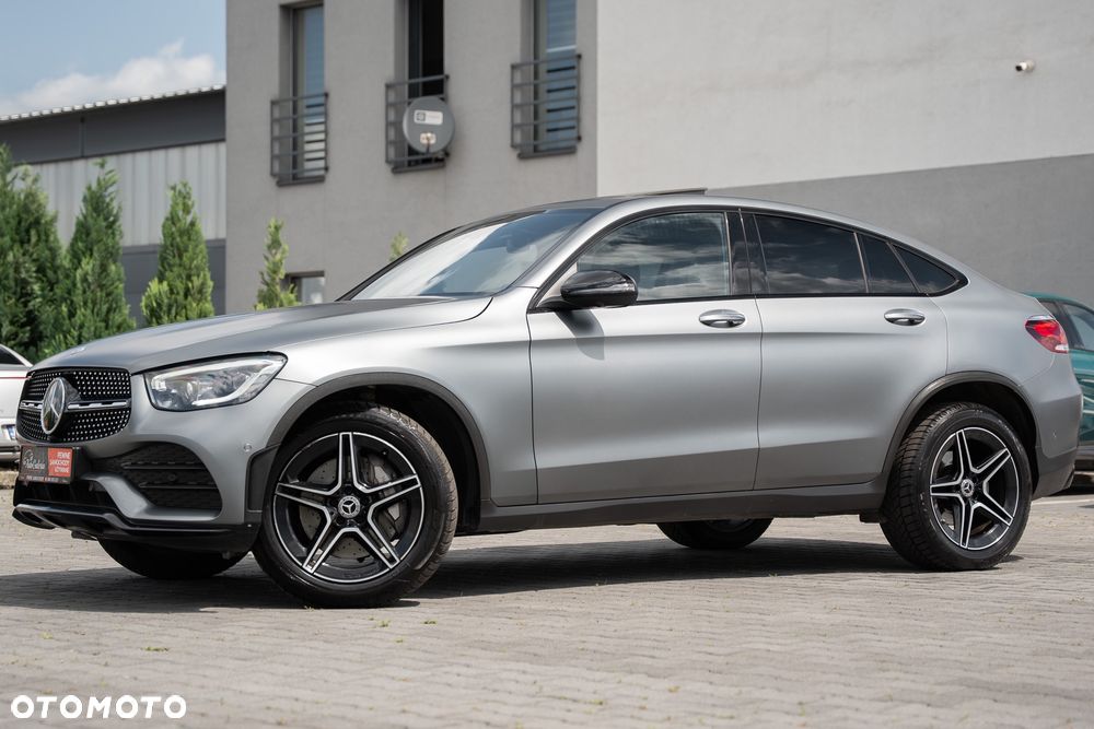 Mercedes-Benz GLC 300 d 4Matic 9G-TRONIC - 9